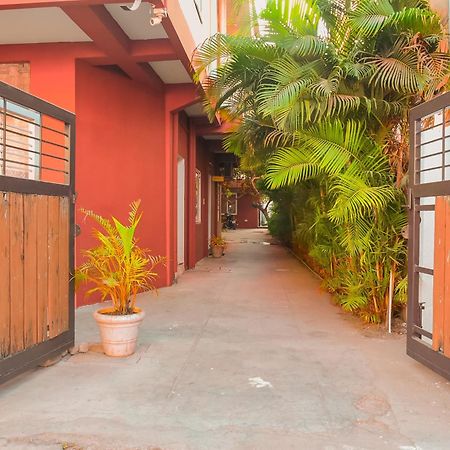 Naksha Tree Hotels- Ramapuram Chennai Extérieur photo